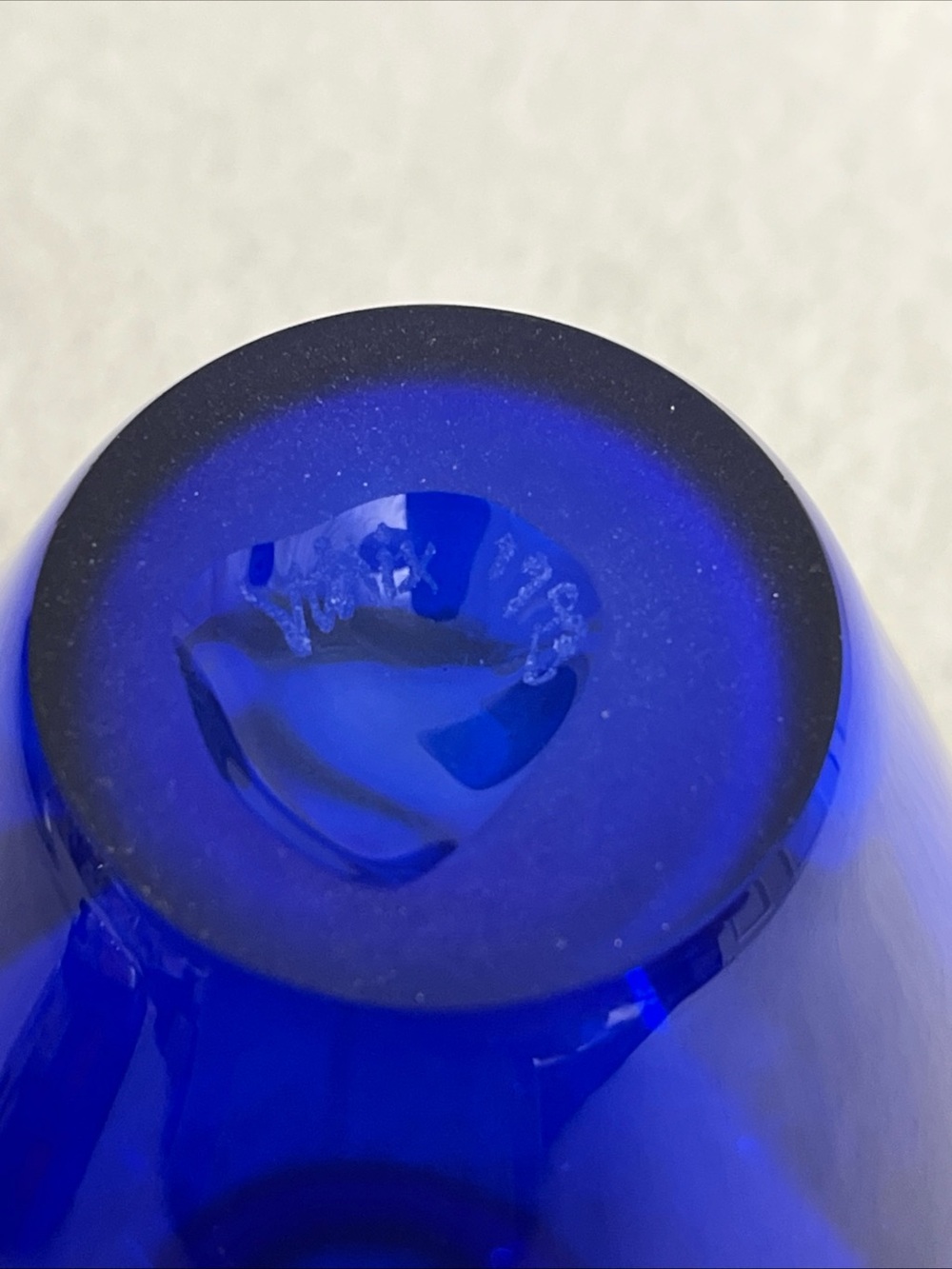 Vitrix Hot Glass Studio Cobalt and Gold Bud Vase NY Art Glass Beautiful Bud Vase - Picture 14 of 14